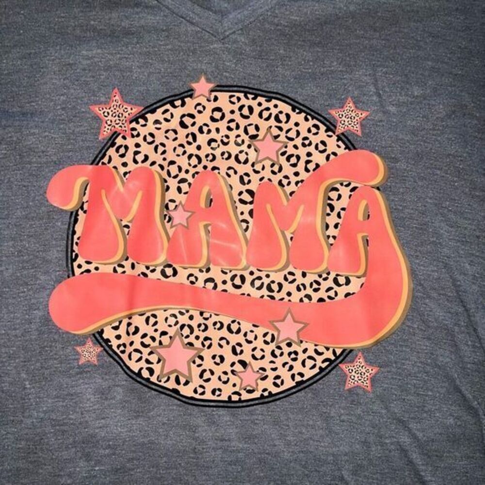 “T-shirt b2g1 custom you pick color & size